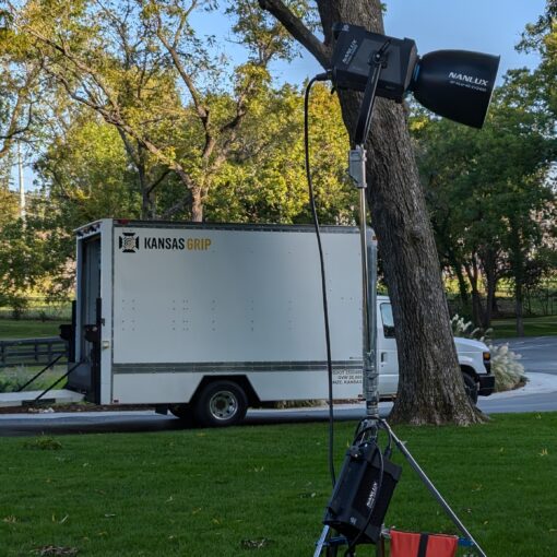 2 Ton Grip Truck - Image 2